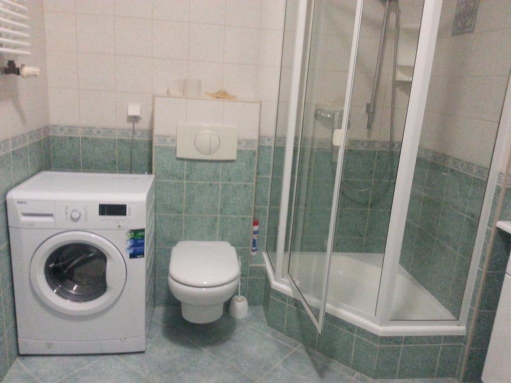 Dgm Apartment Warszawa Eksteriør billede